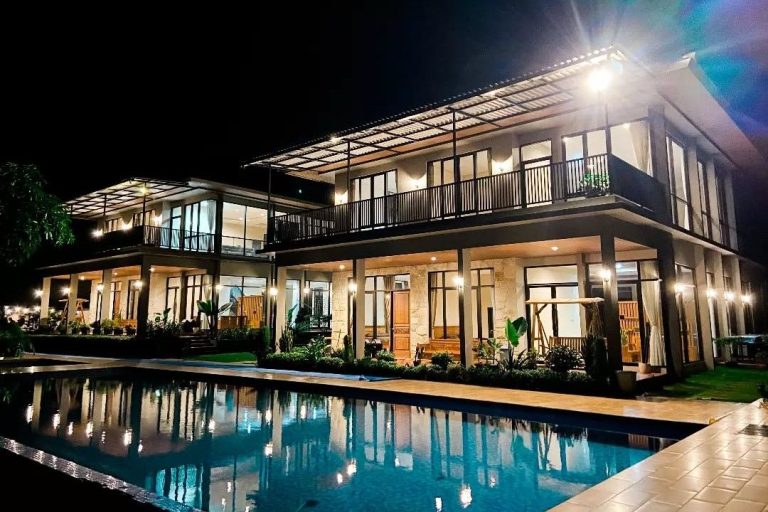 7 Villa Terdekat Wisata, Cocok untuk Kumpulan Keluarga!